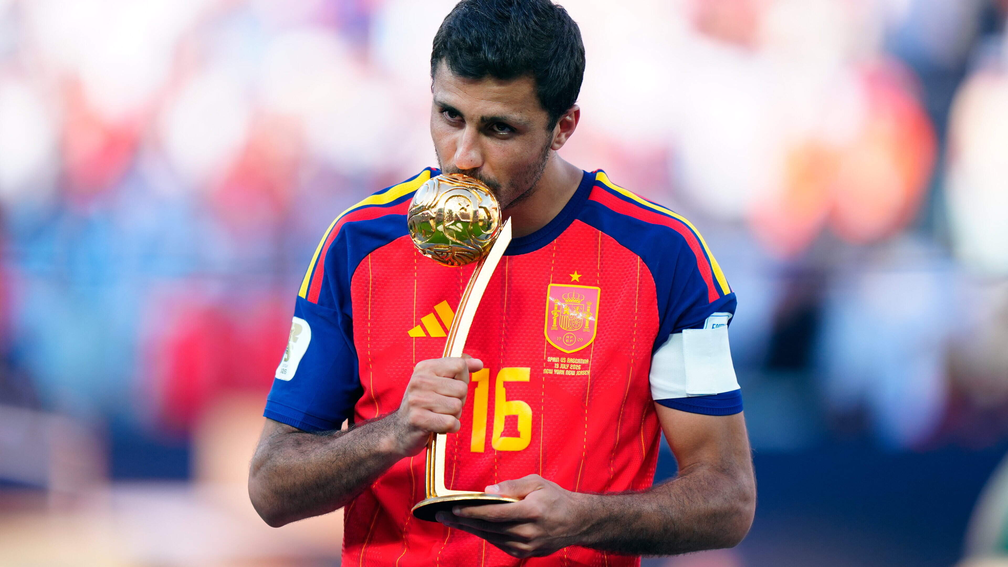 Barcelona Pursues Rodri, Affects Manchester City Plans