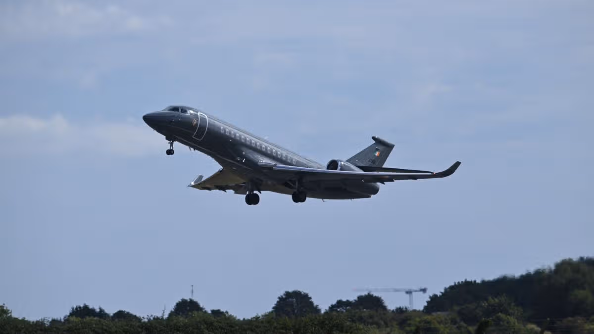 Daniel Kinahan's Government Jet Departs Dubai for Ireland