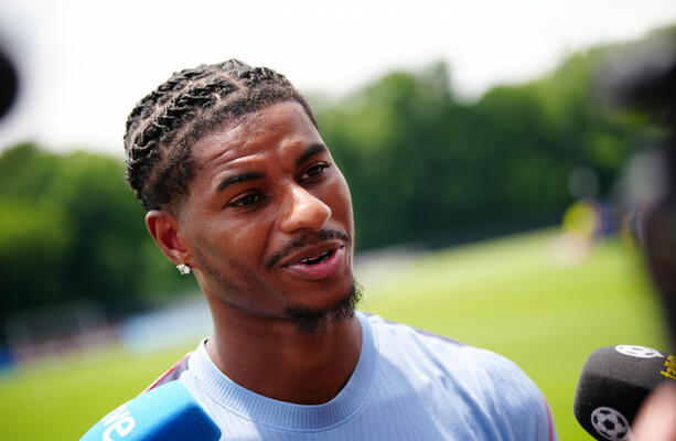 Rashford joins Man United squad in Ireland