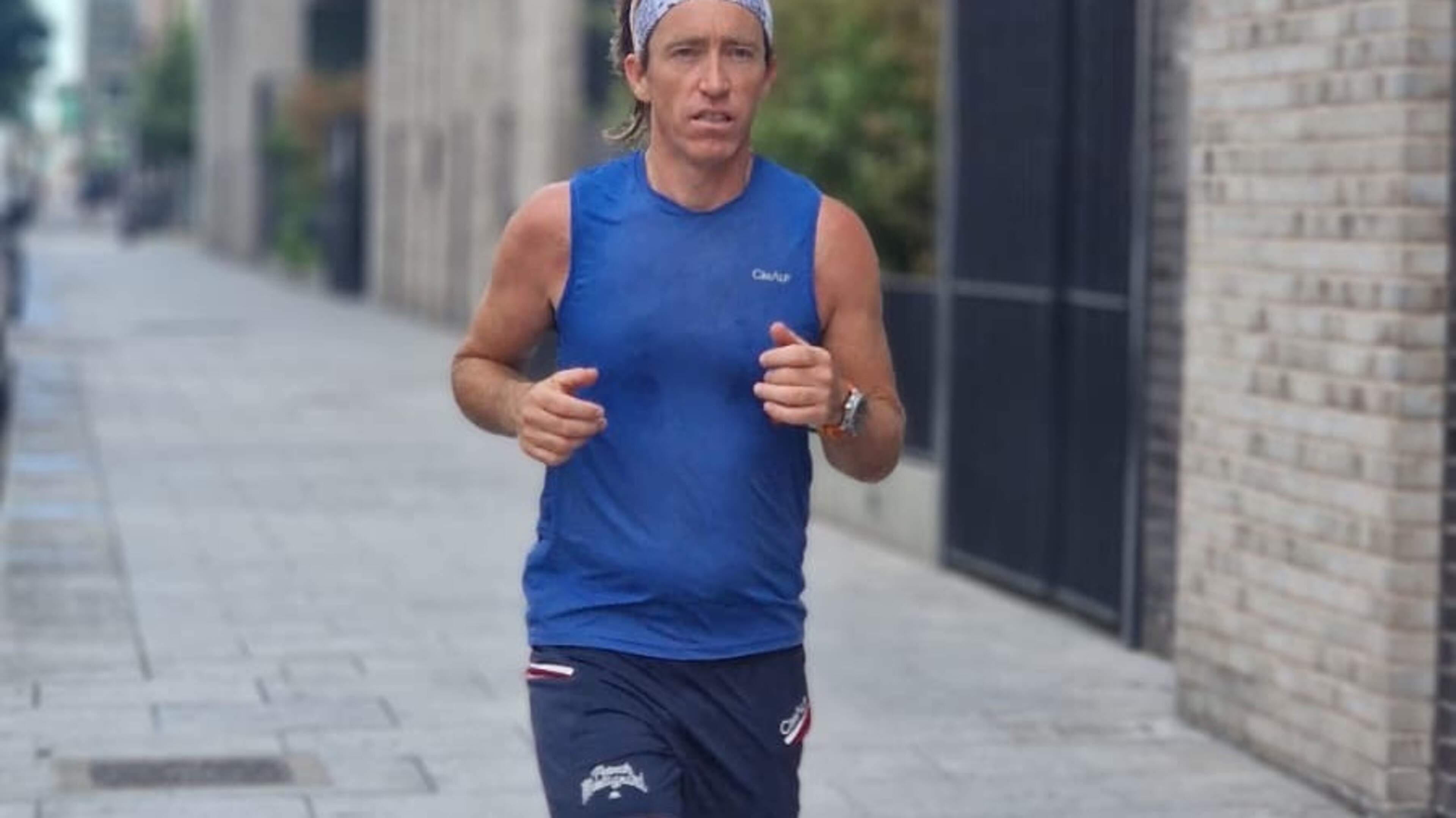 Man Runs Dublin Streets to Highlight Homelessness