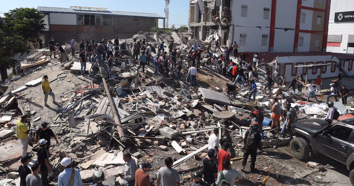 At least 20 dead after Colombia earthquake