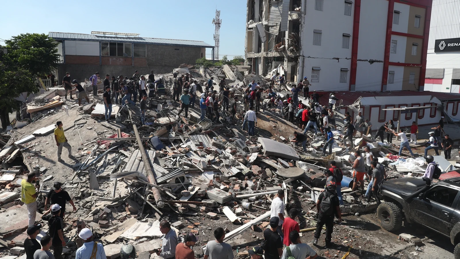 At least 22 dead after earthquake in Colombia