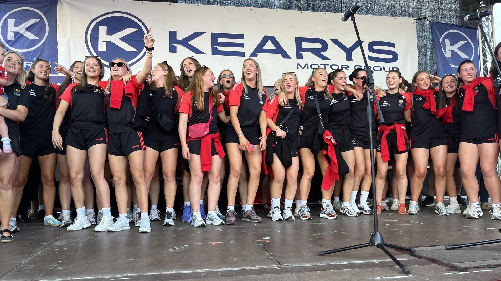 Thousands Celebrate Cork Camogie Champions' Homecoming