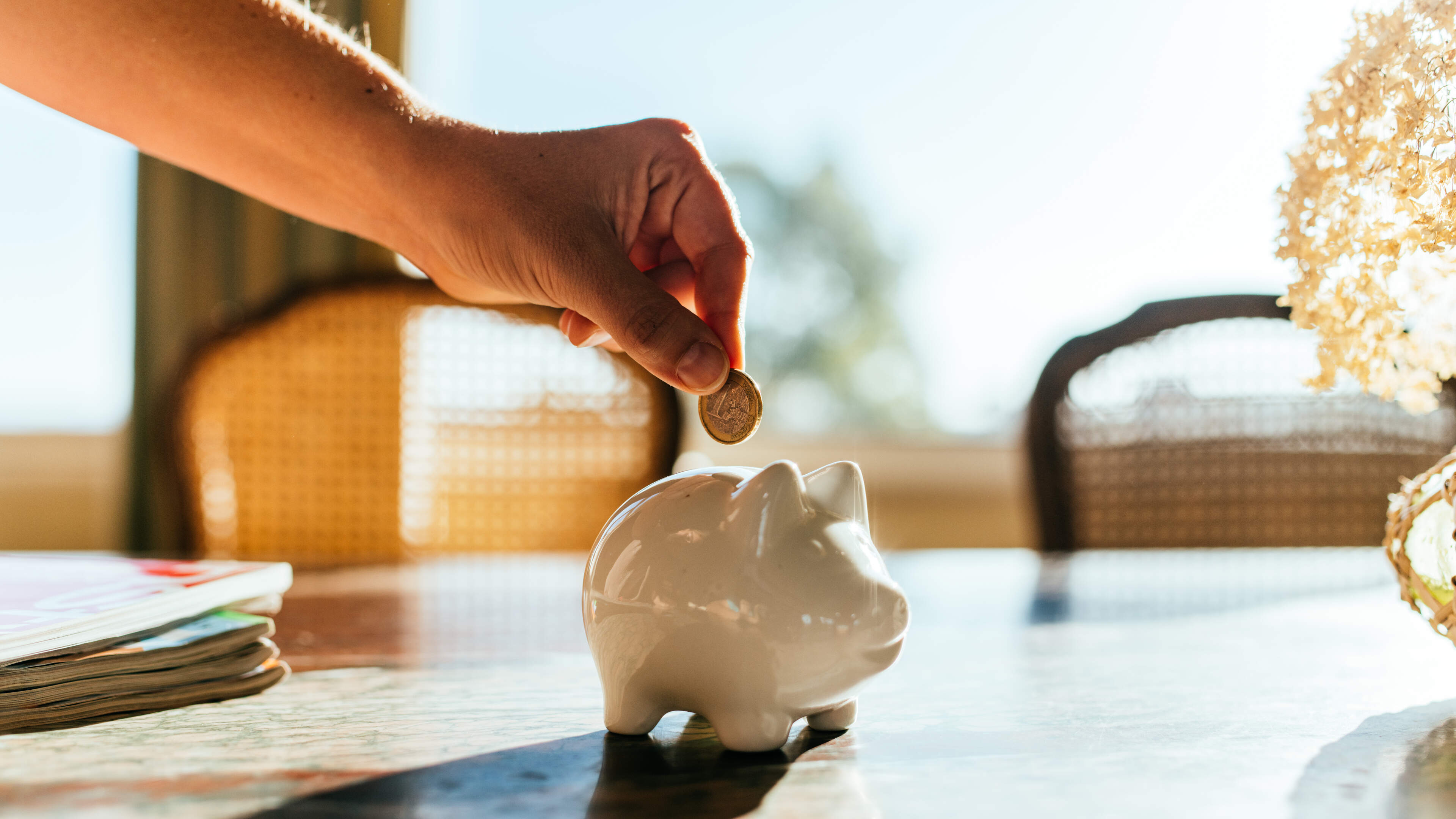 Financial Experts Share Emergency Fund Insights