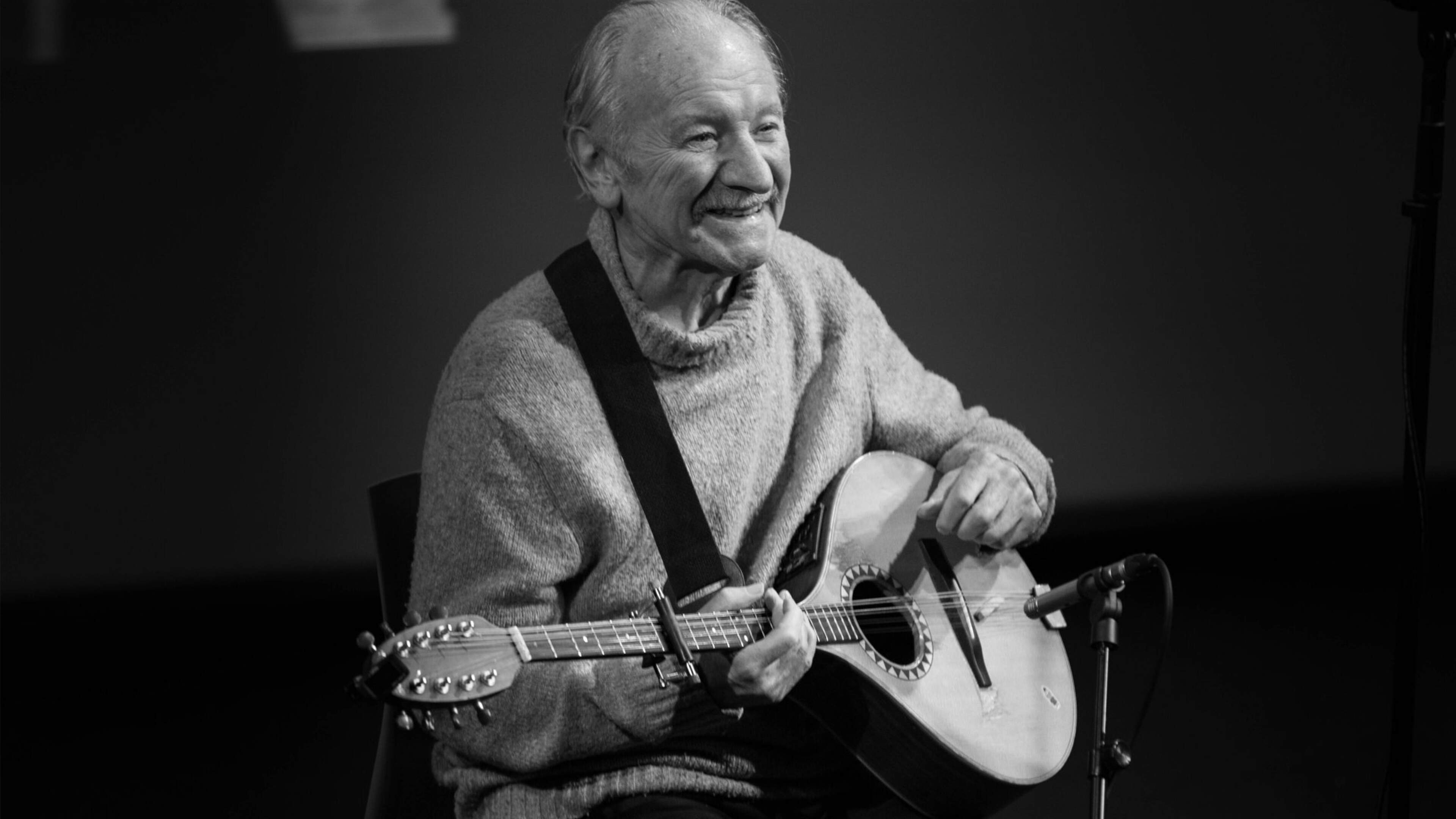 Donal Lunny's Musical Devotion Explored in New Show