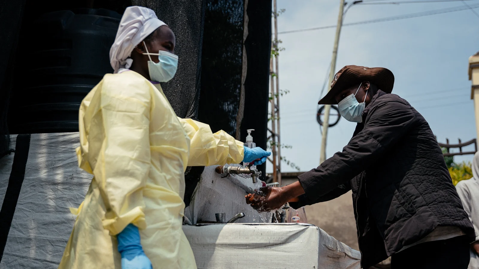 Ebola outbreak in DR Congo kills over 2,000