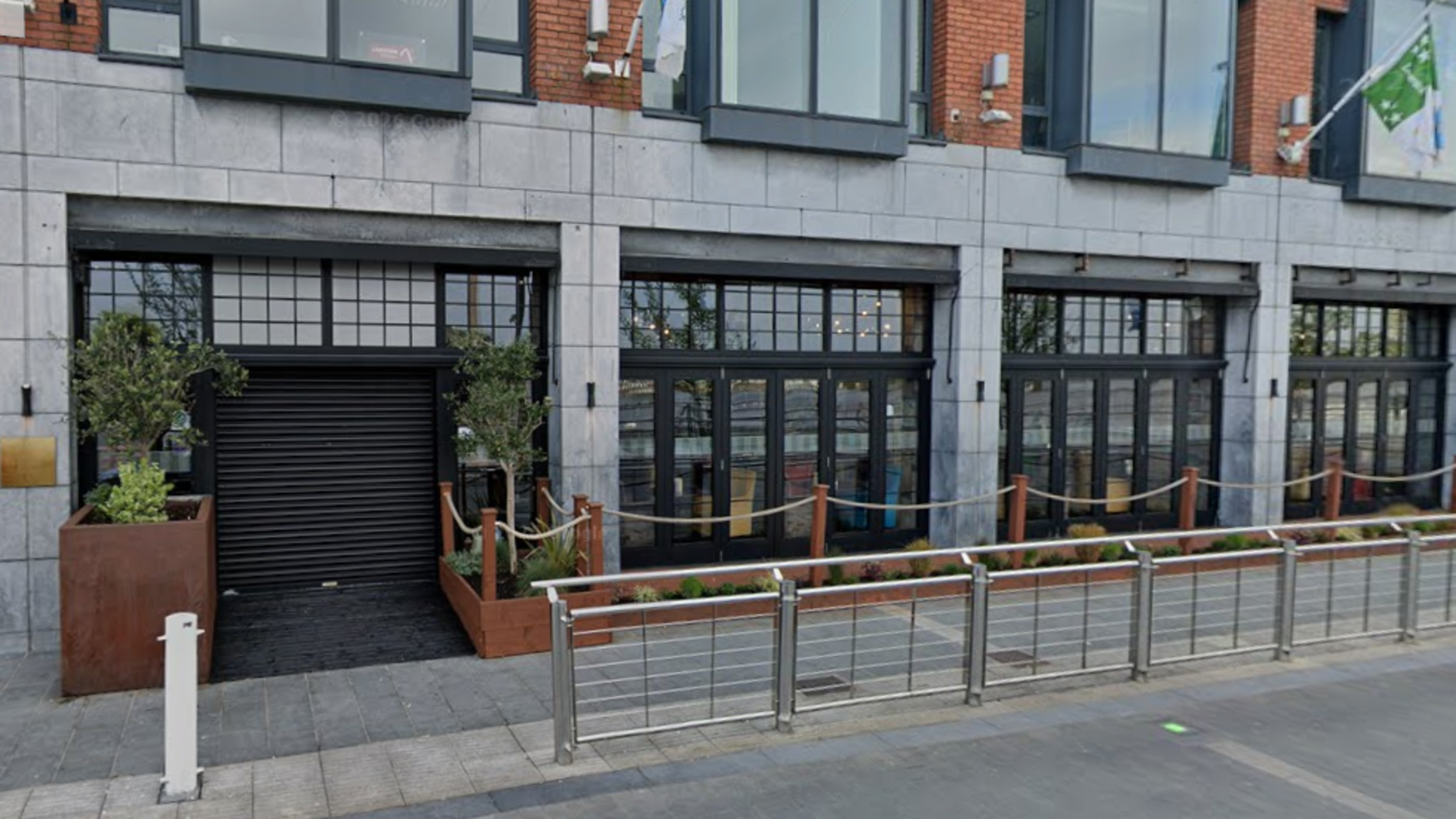 Limerick Bar Closes, 60 Jobs Lost