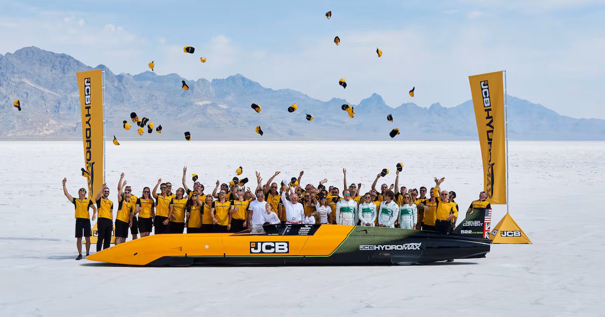 JCB sets new land speed record with Hydromax