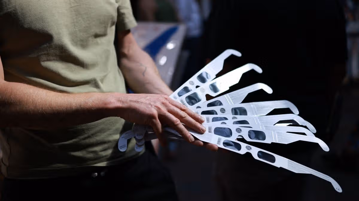 Solar eclipse glasses sold out across Ireland