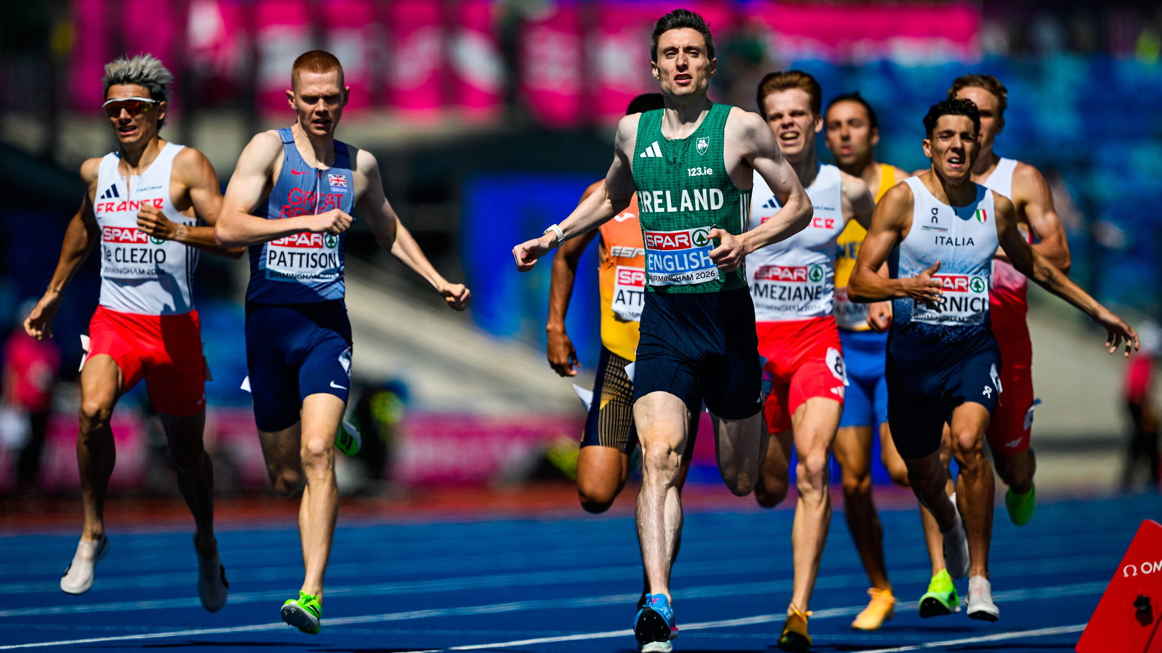 Mark English sets championship record in 800m semis