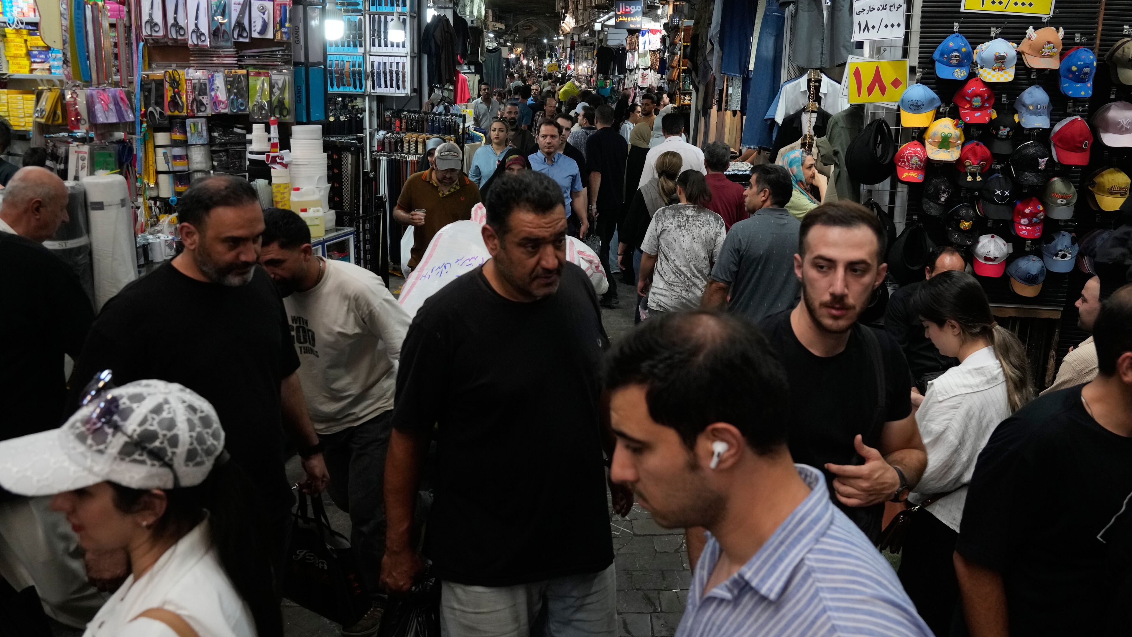 Iran Reports No Progress on US Peace Deal