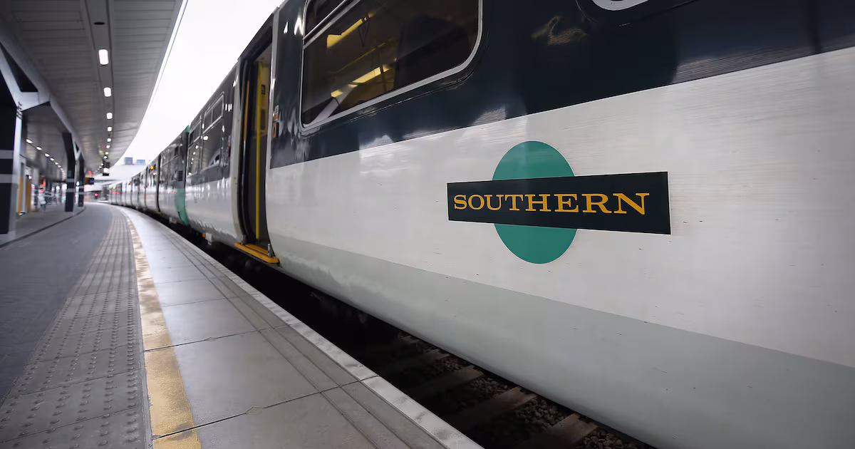 Train derails near Lewes in East Sussex