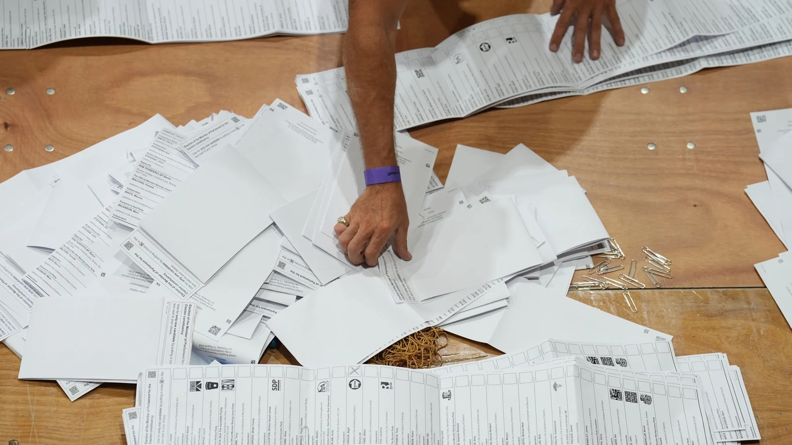 Counting begins in Clacton by-election