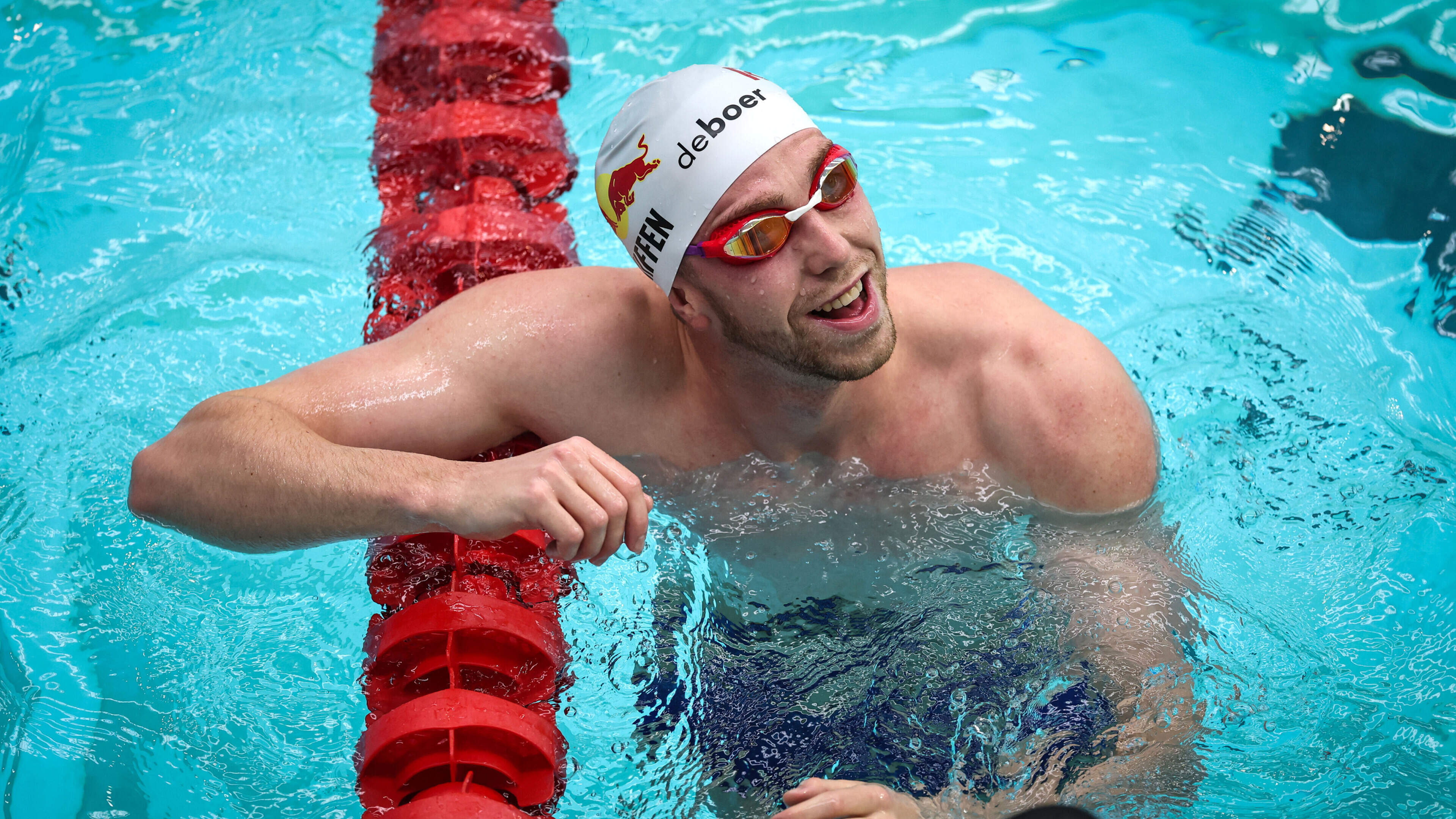 Wiffen and Walshe Compete at European Aquatics Championship