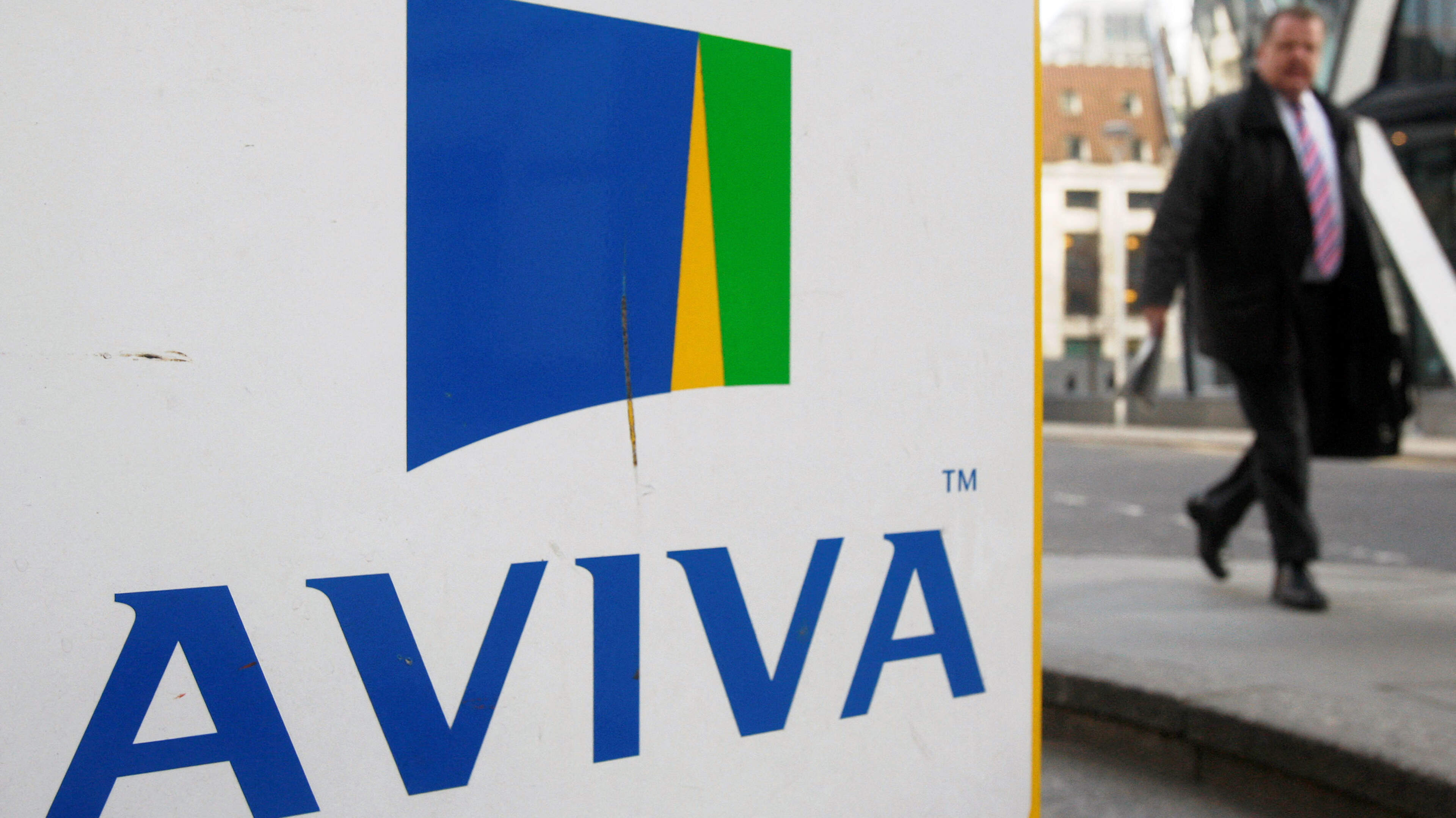 Aviva's Operating Profits Jump 24%