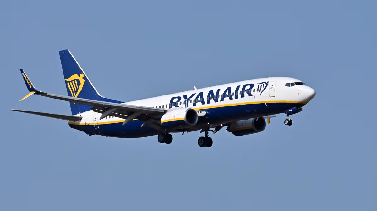 Ryanair Passengers Warned About Extra Fees