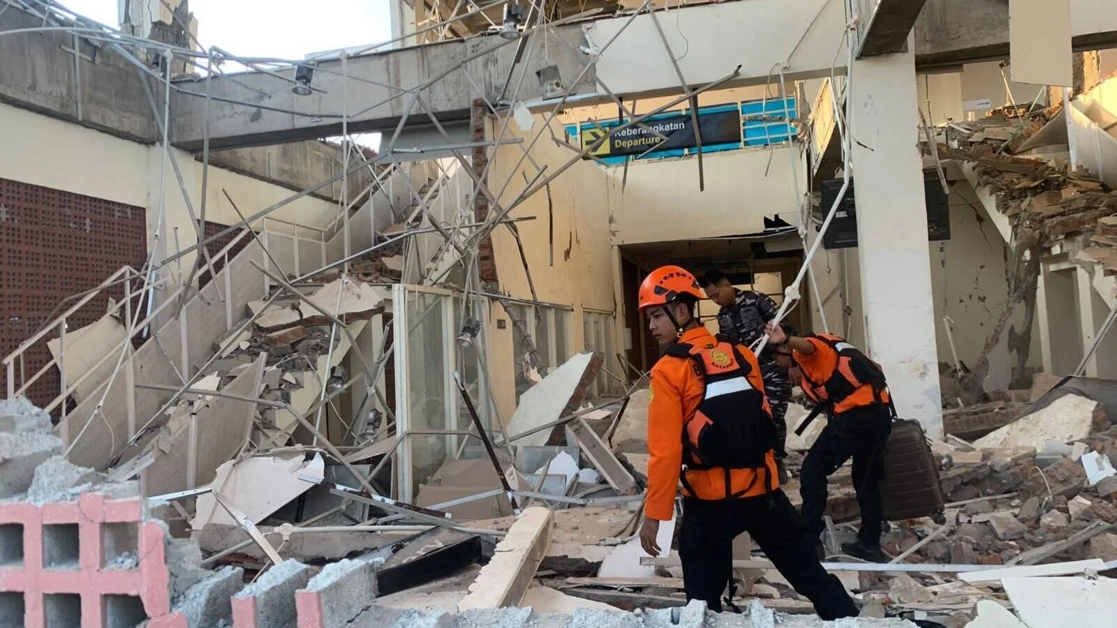 At least 38 dead after Indonesia earthquake