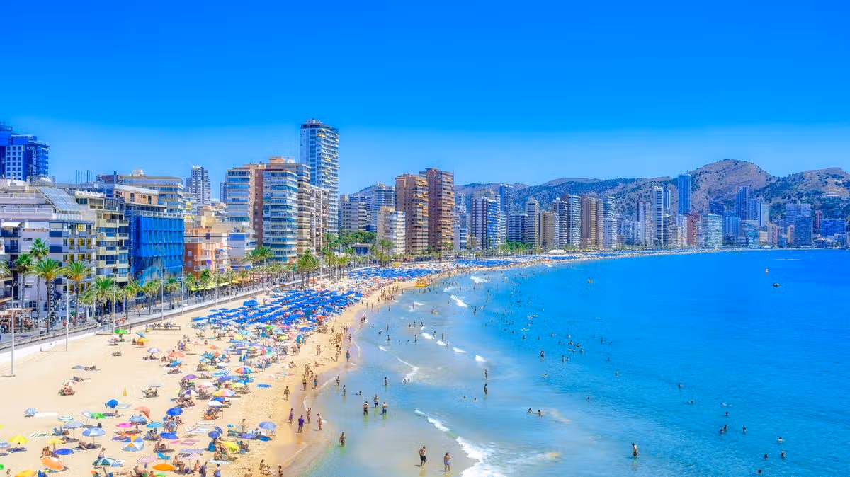 Tourist discovers Benidorm's hidden gem beach