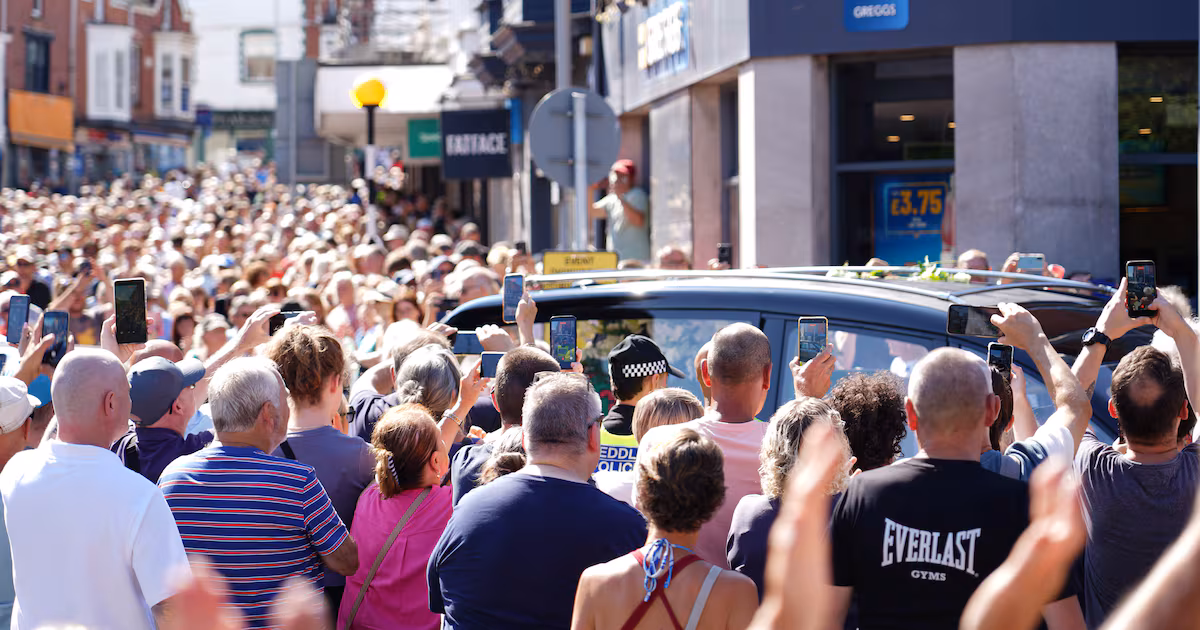 Crowd Sings Bonnie Tyler Hit at Funeral Procession