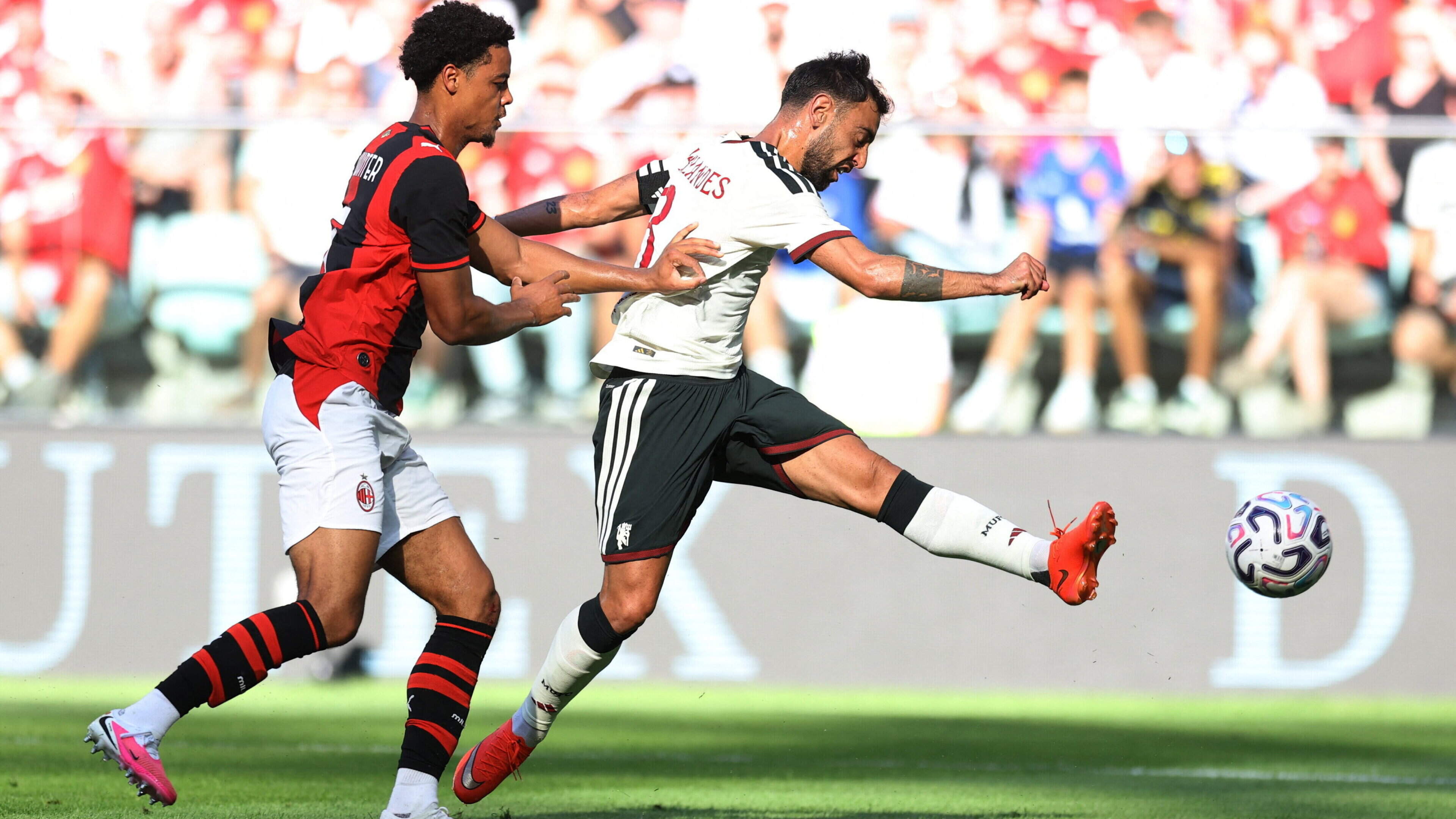 Bruno Fernandes Misses Penalty in United Loss