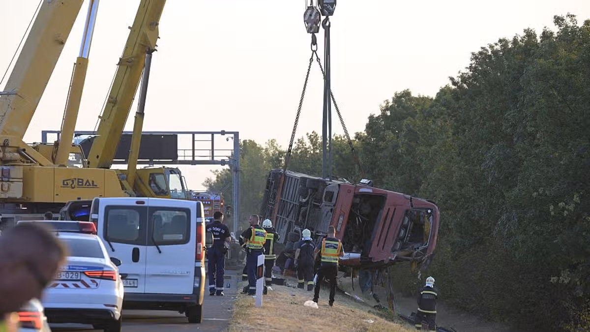 Twelve dead in Hungary tourist bus crash