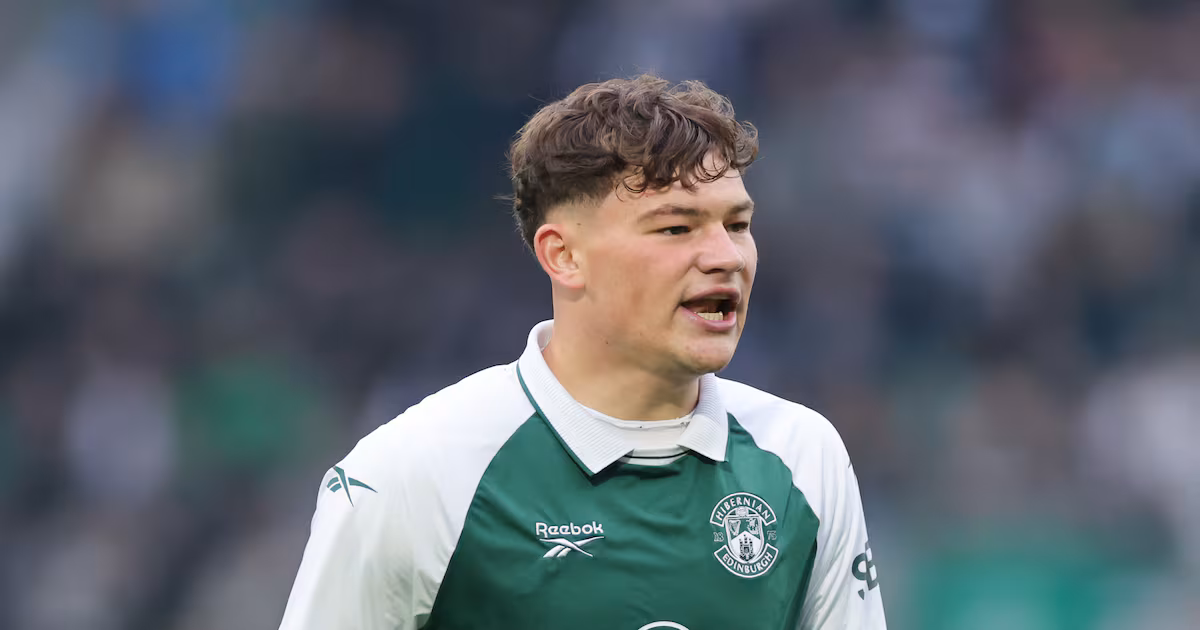 Hibernian Advances in Premier Sports Cup