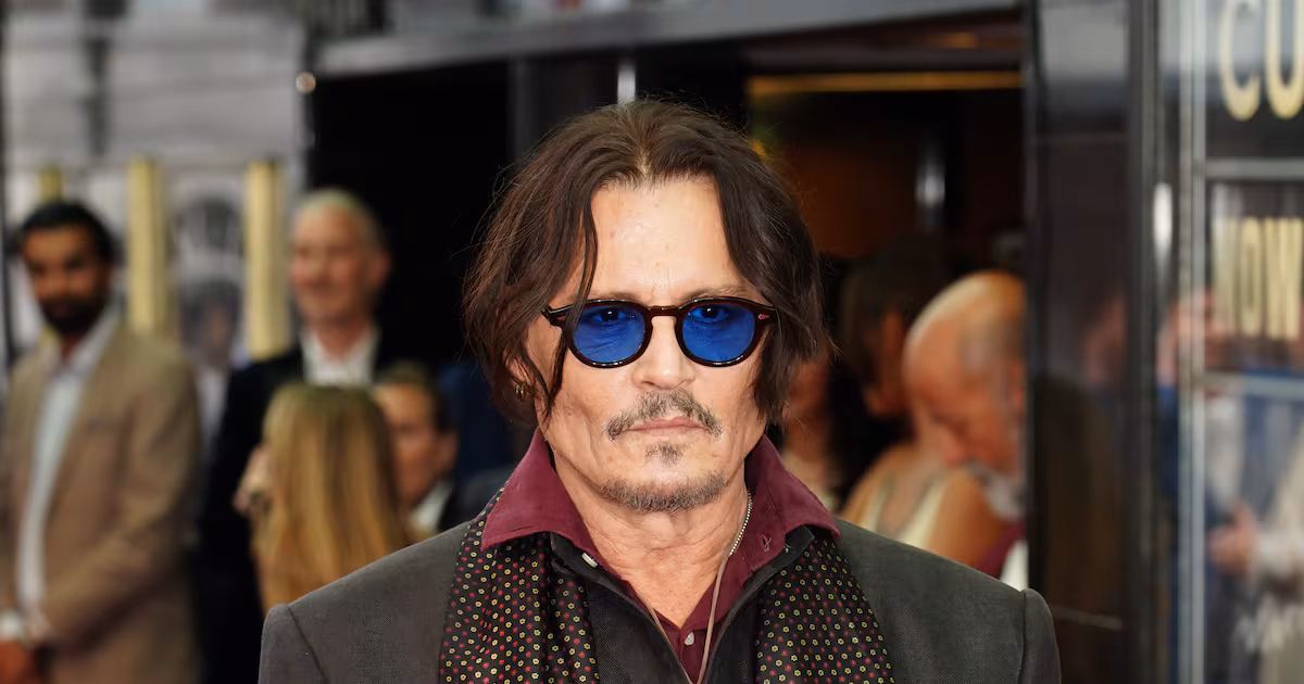 Johnny Depp in Talks for New Pirates Film