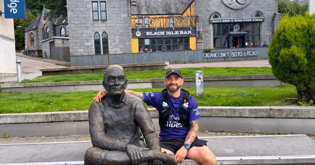 Man Proposes After 96-Mile Charity Walk
