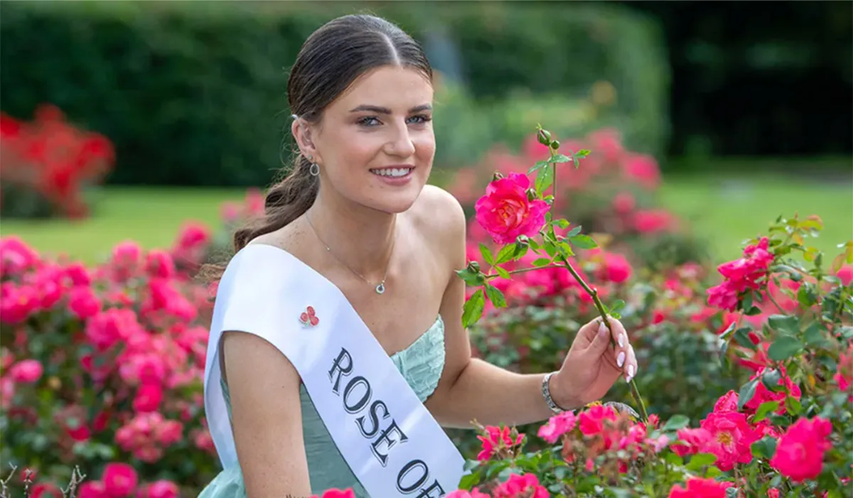 Katelyn Cummins Offers Advice to New Rose