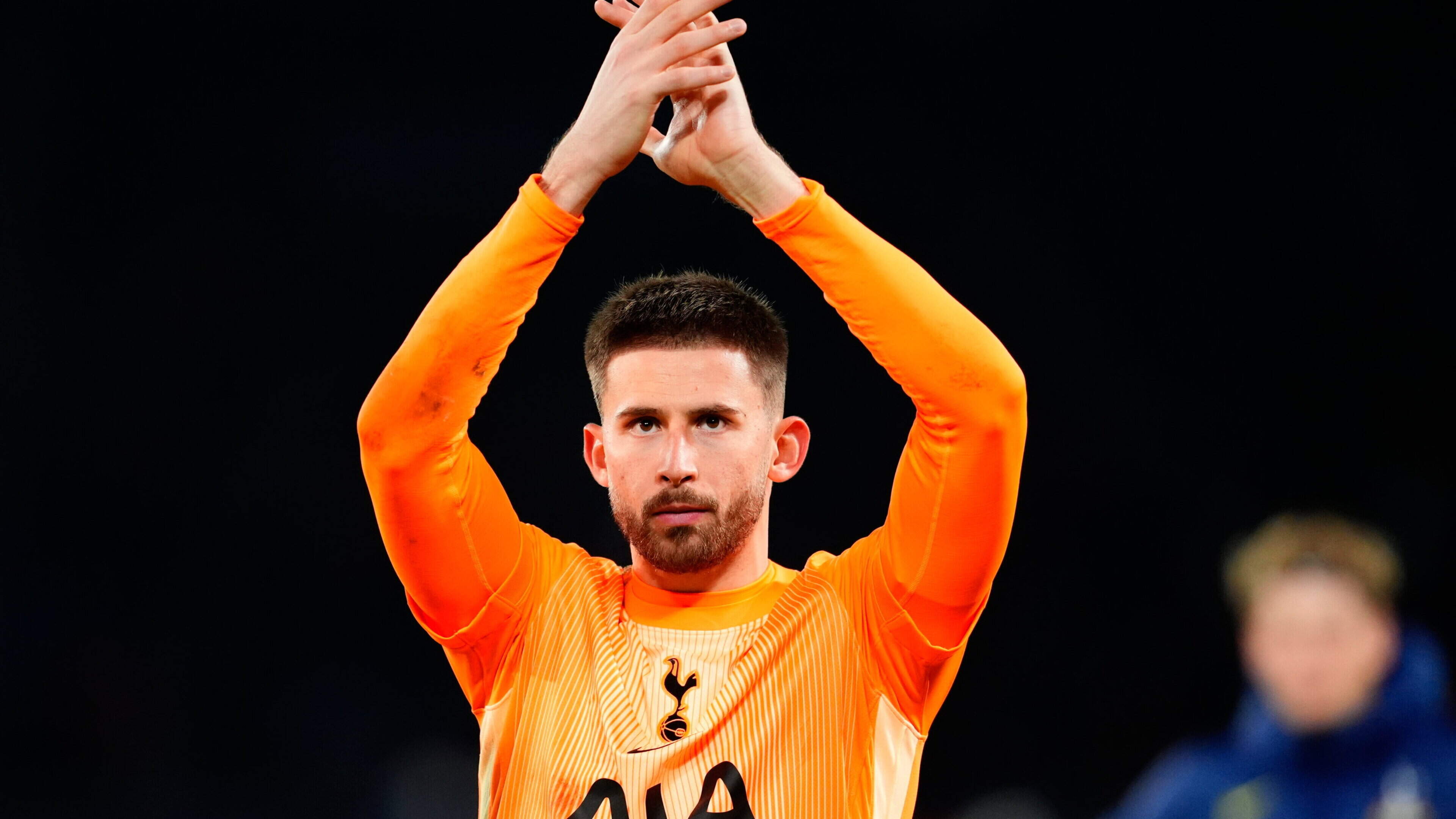 Tottenham's Vicario Joins Juventus on Loan