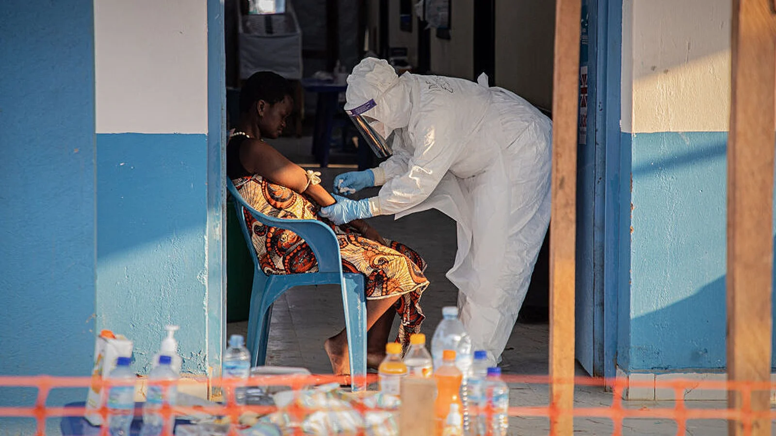 Ebola outbreak could be contained within 3 months