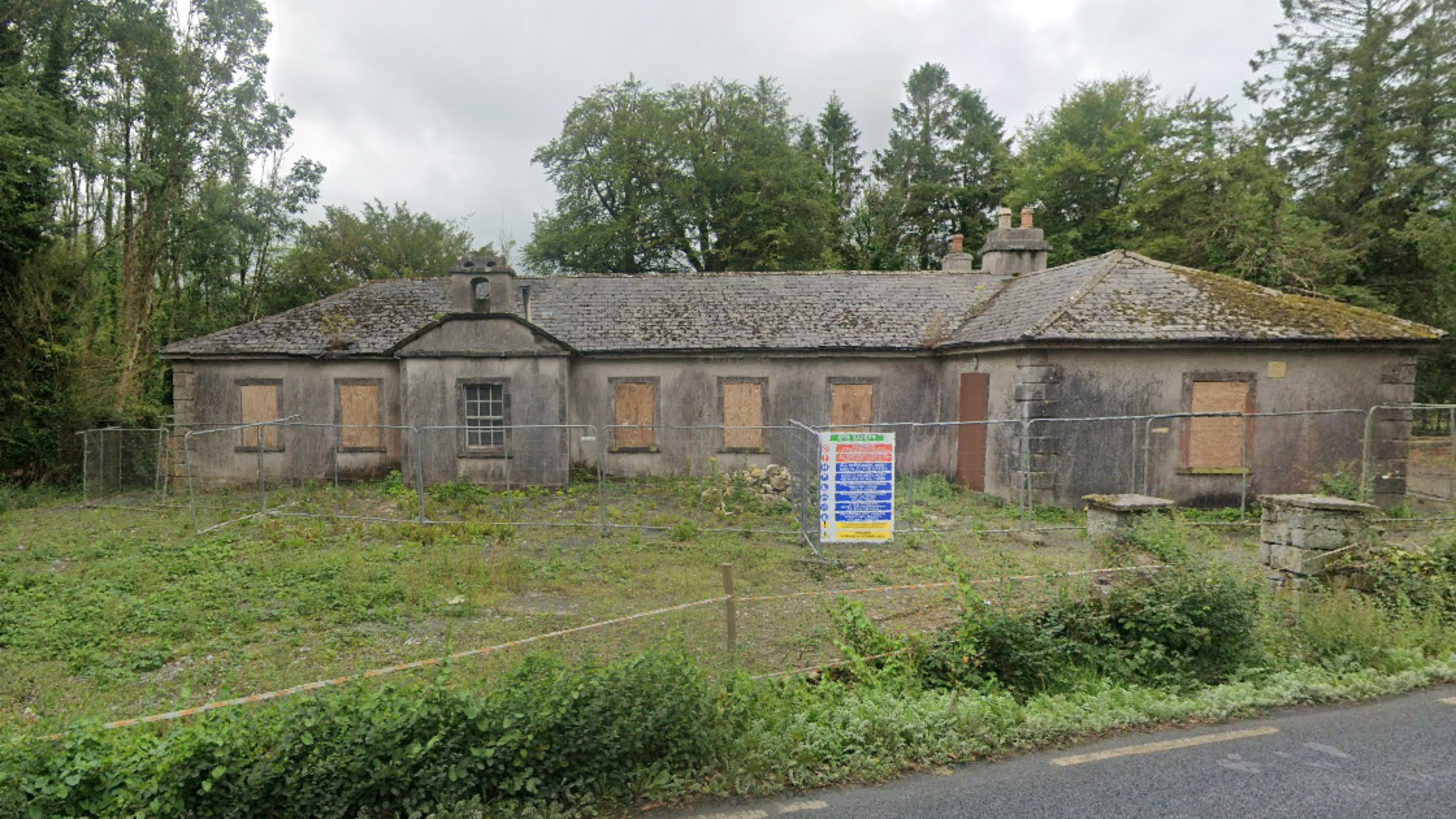 Plans for Tipperary schoolhouse holiday let
