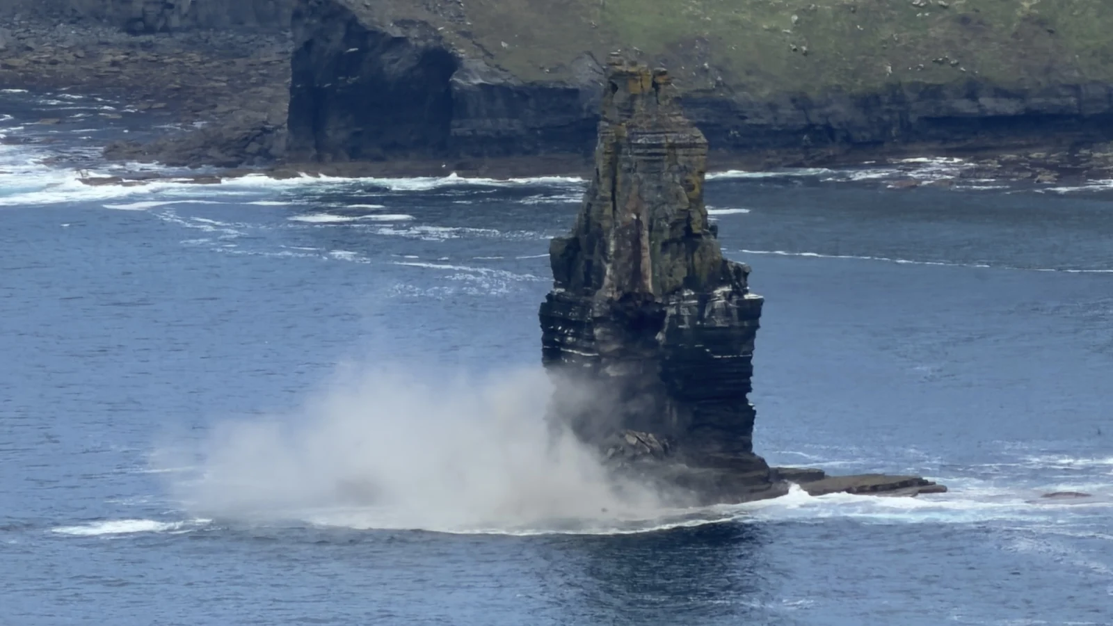Cliffs of Moher sea stack collapses into Atlantic