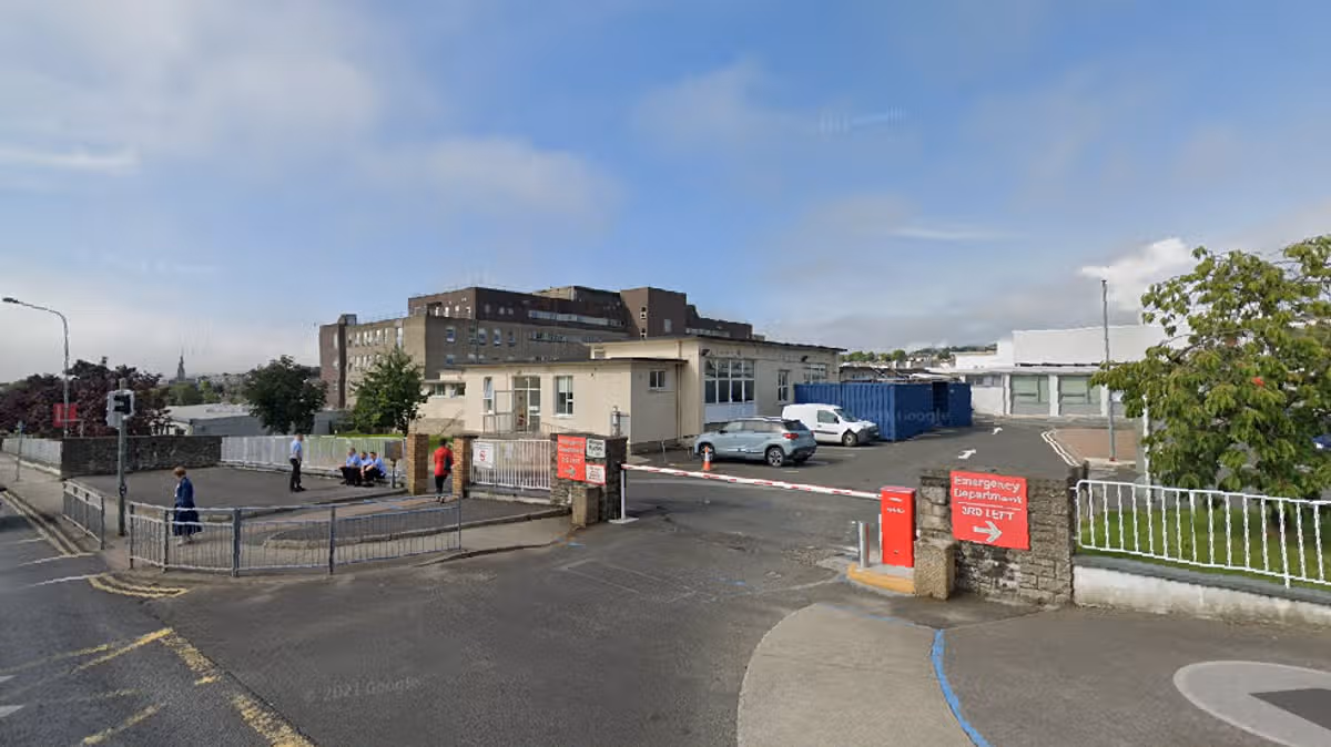 Two Injured in Donegal Vehicle Crash