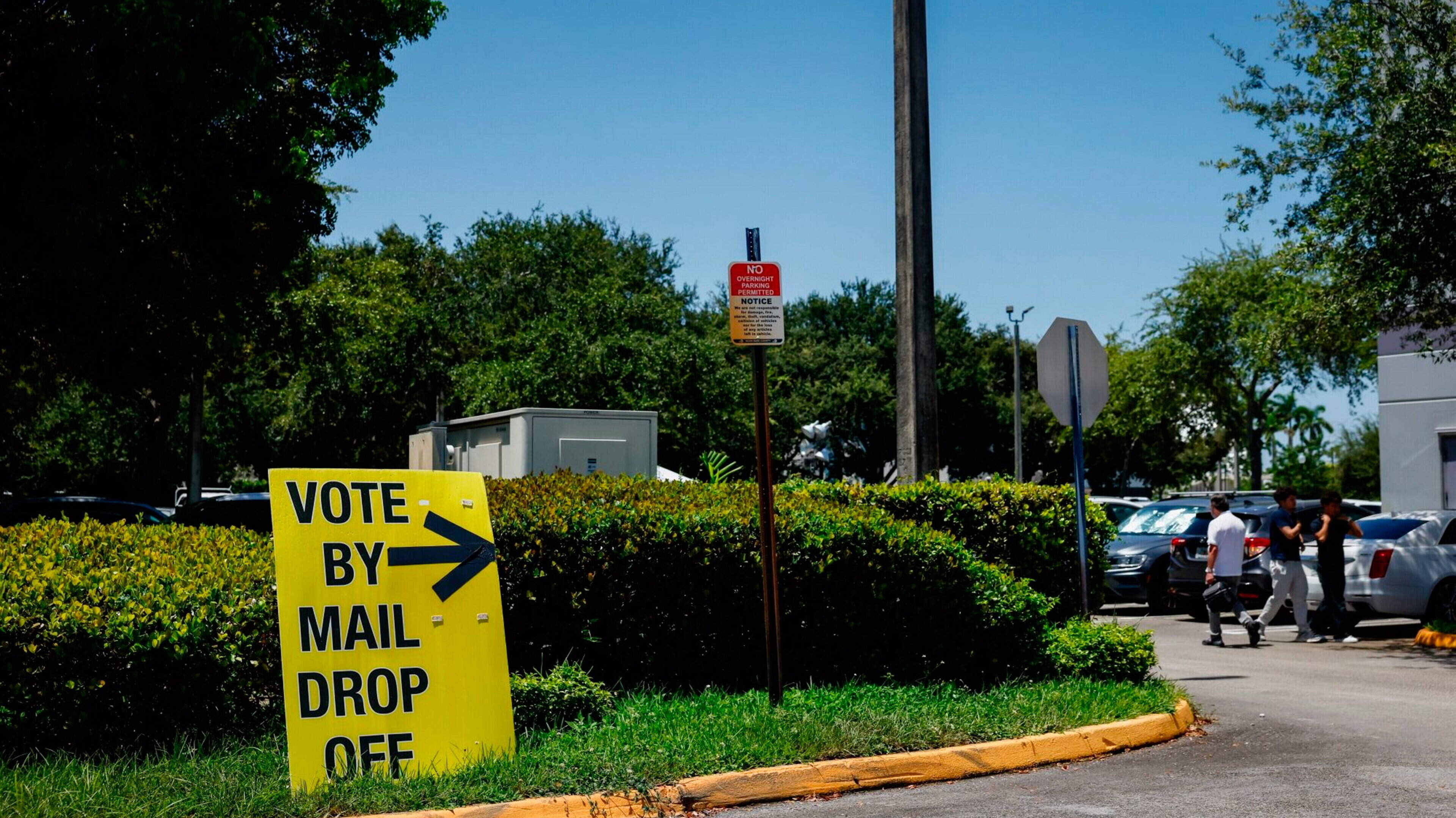 Nixon Wins Florida Democratic Senate Primary