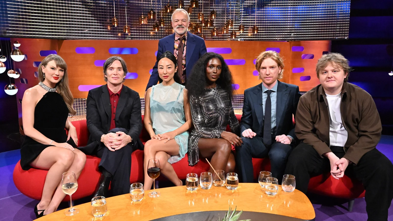 Graham Norton Earns €118,315 Per Episode