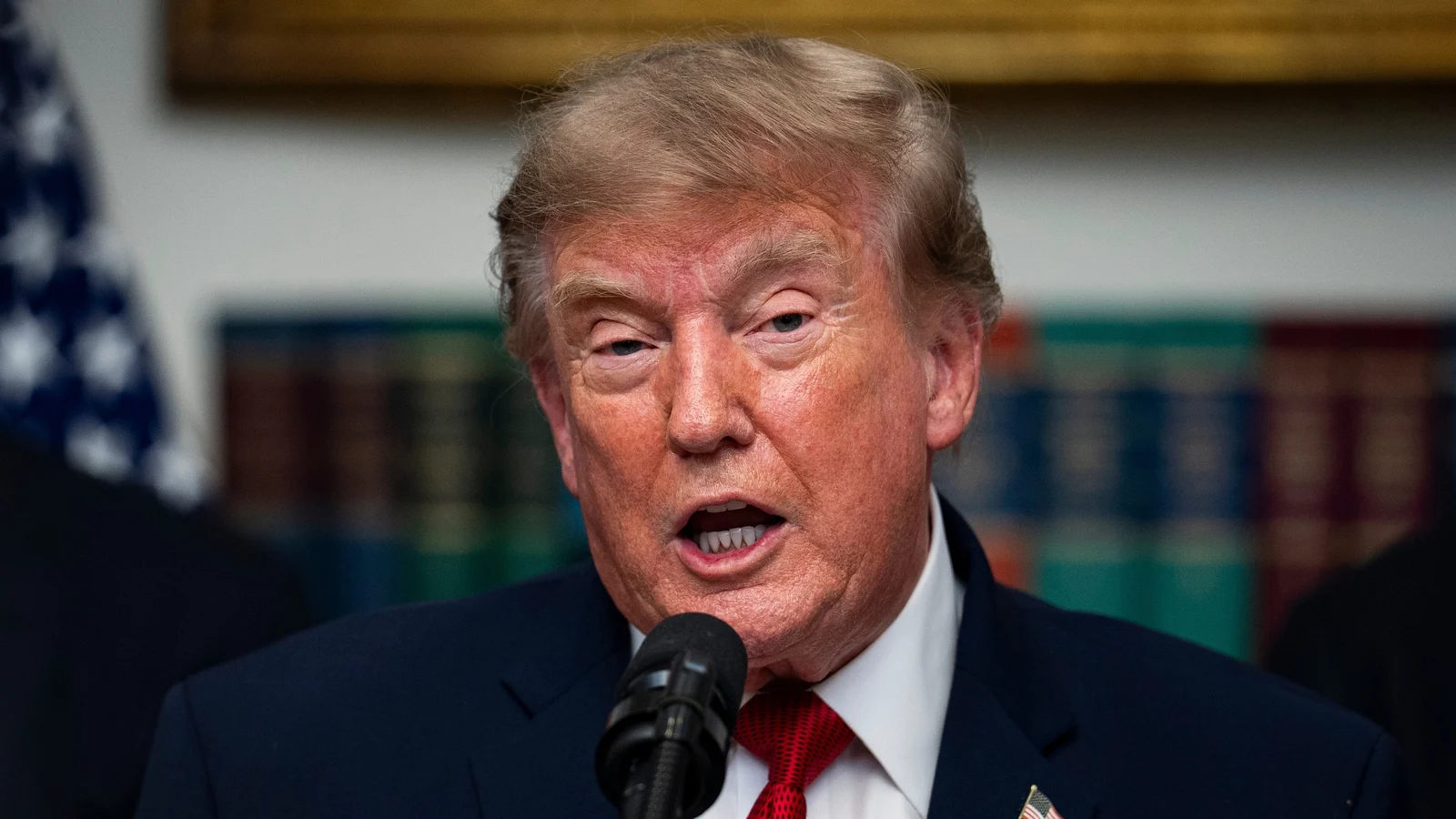 Trump threatens economic penalties on Iran partners