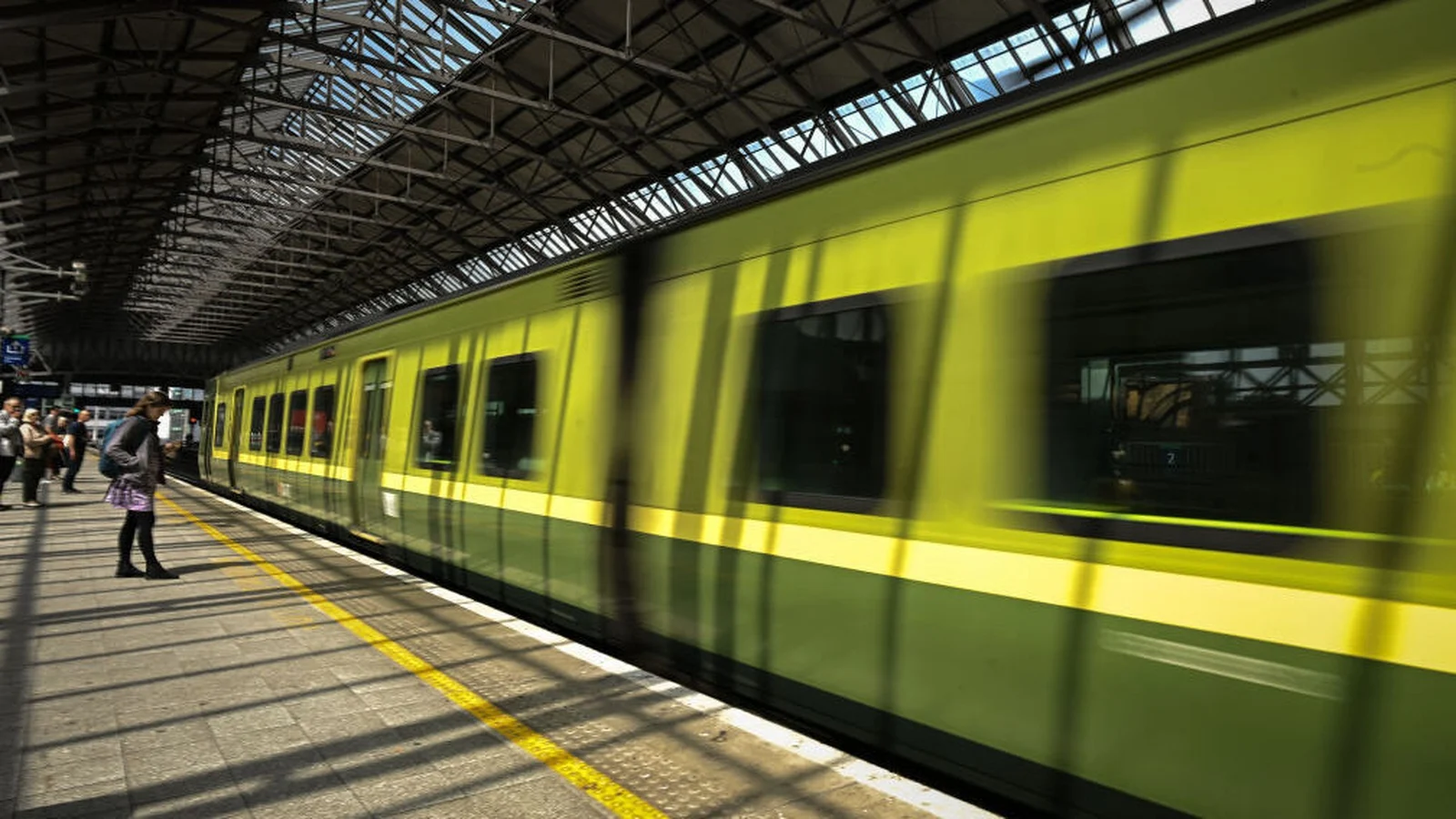 Delays for rail commuters after signalling fault