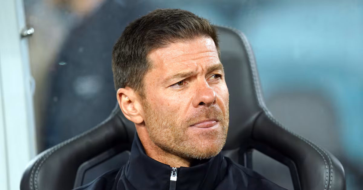 Xabi Alonso dodges questions on Enzo Fernandez