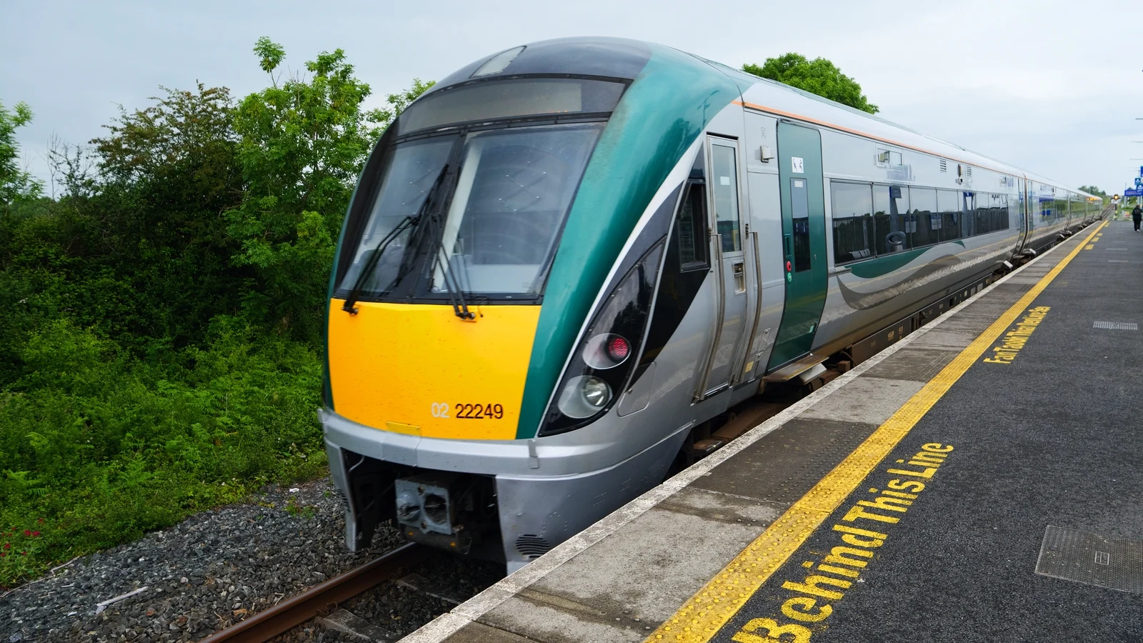 Tea trolleys return to Dublin/Galway trains