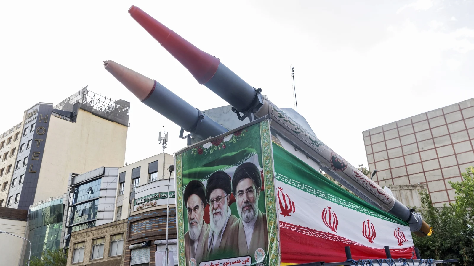 Iran Threatens Devastating Response to US Sanctions