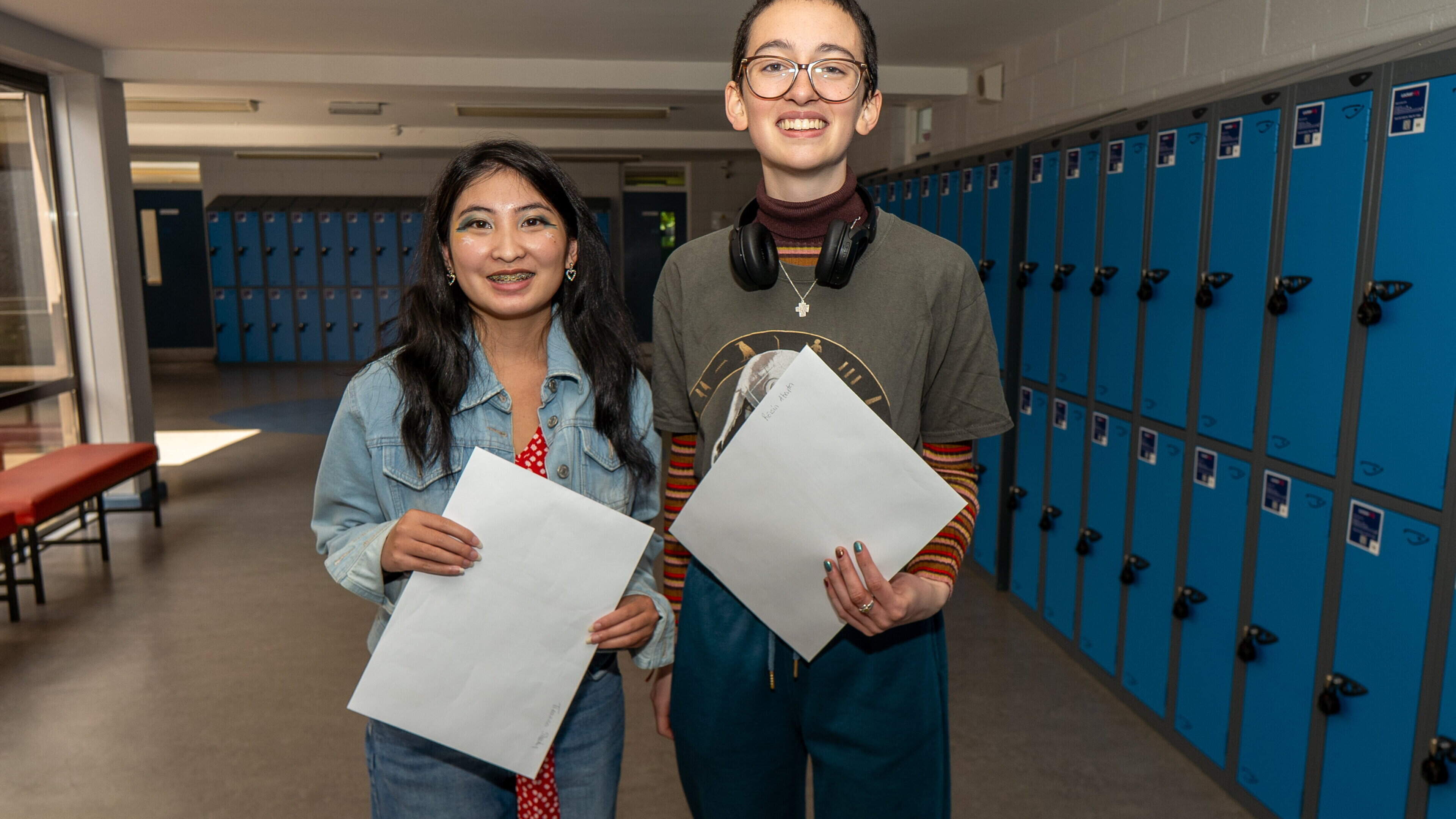 Tralee Students Celebrate Leaving Cert Completion