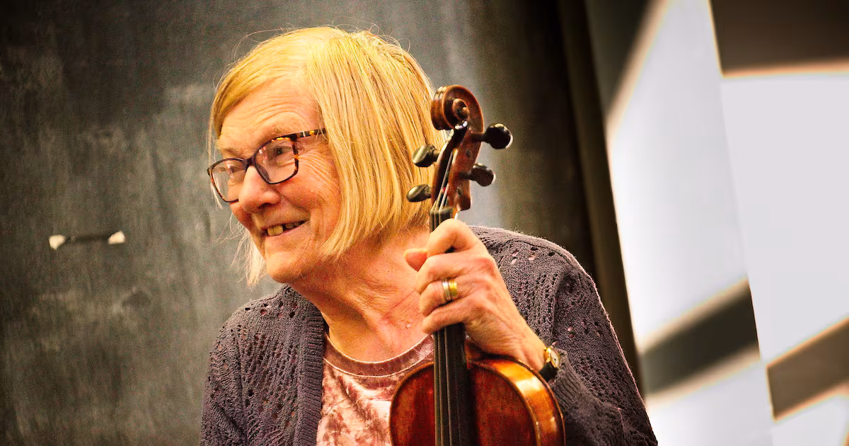 Tributes to Fiddle Player Eithne Vallely at 81