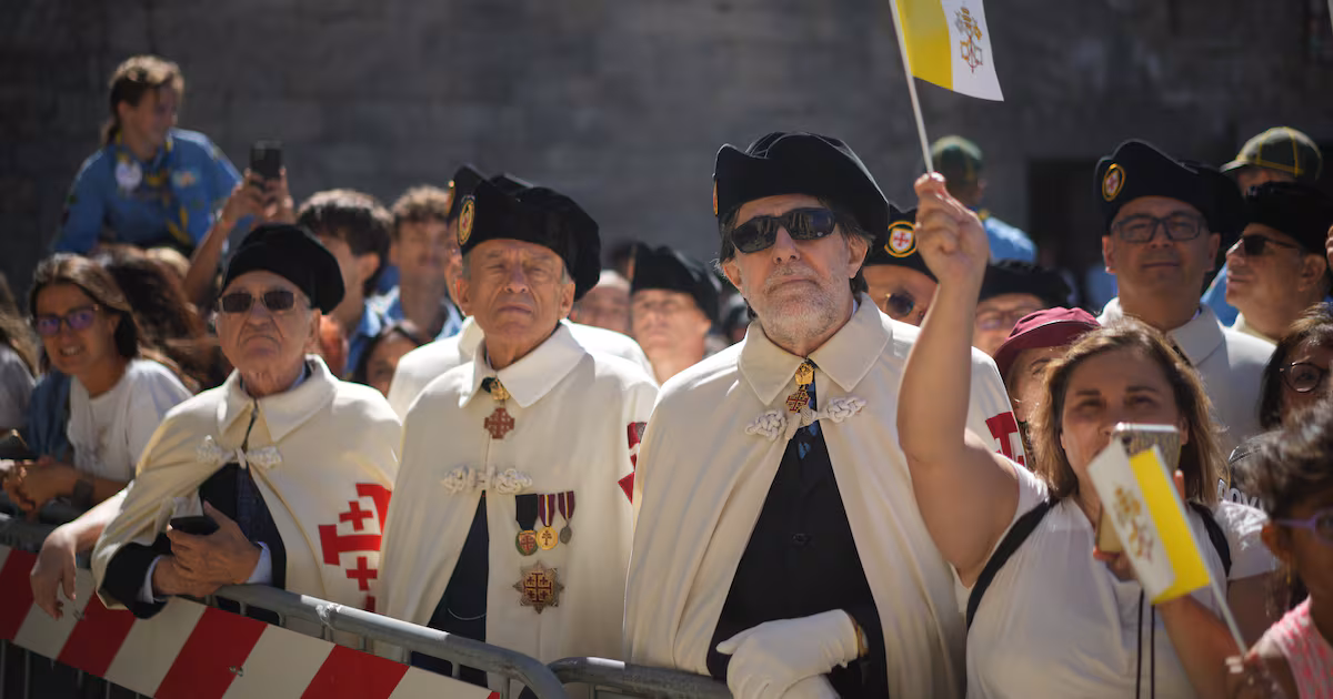Pope Praises San Marino's Civic Responsibility