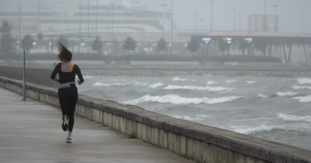 Storm hits Baltic countries, killing two