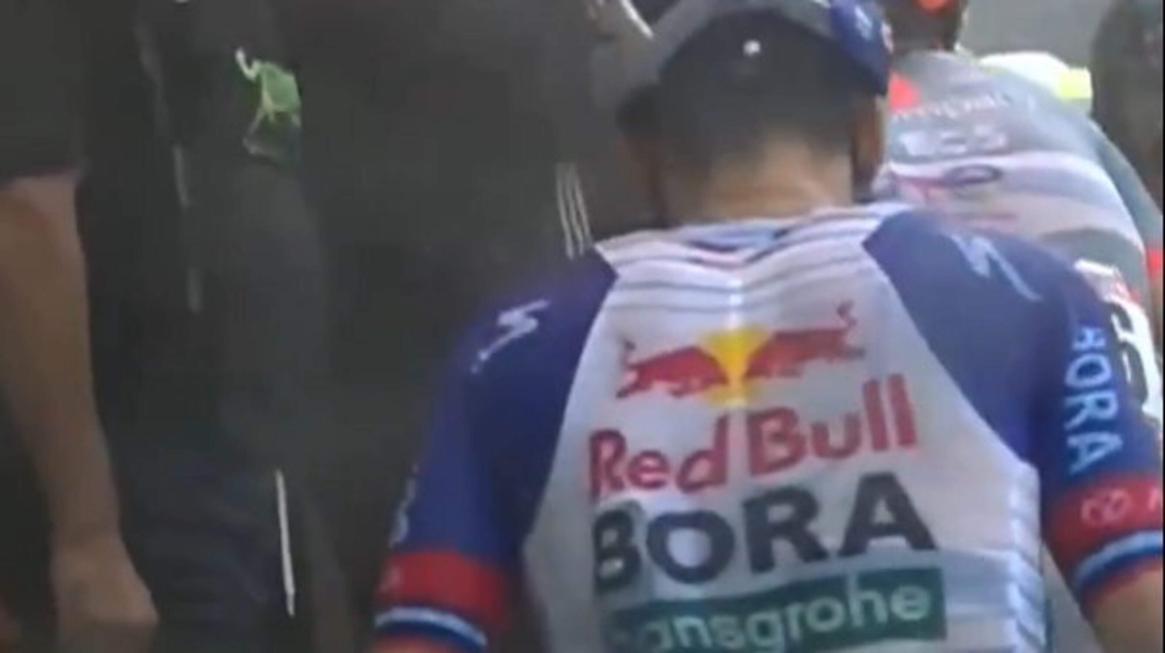 Hailstorm Halts Vuelta a Espana Stage Three