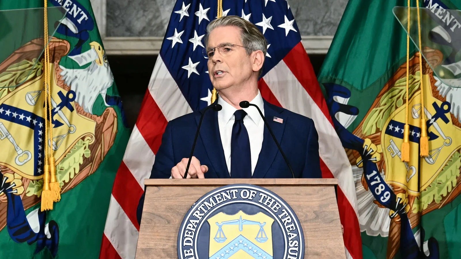 US Sanctions Target Iran's Economy