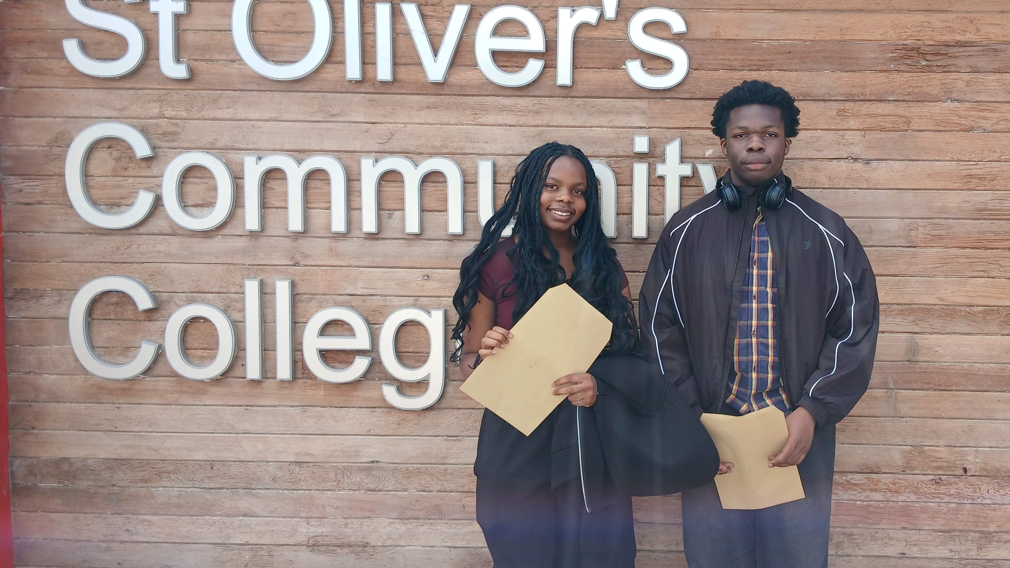 Drogheda Twins Excel in Leaving Cert