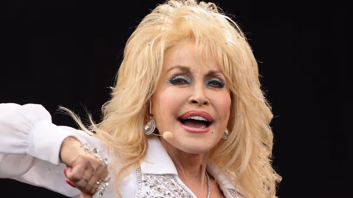 Dolly Parton's Deep Connection with Ireland