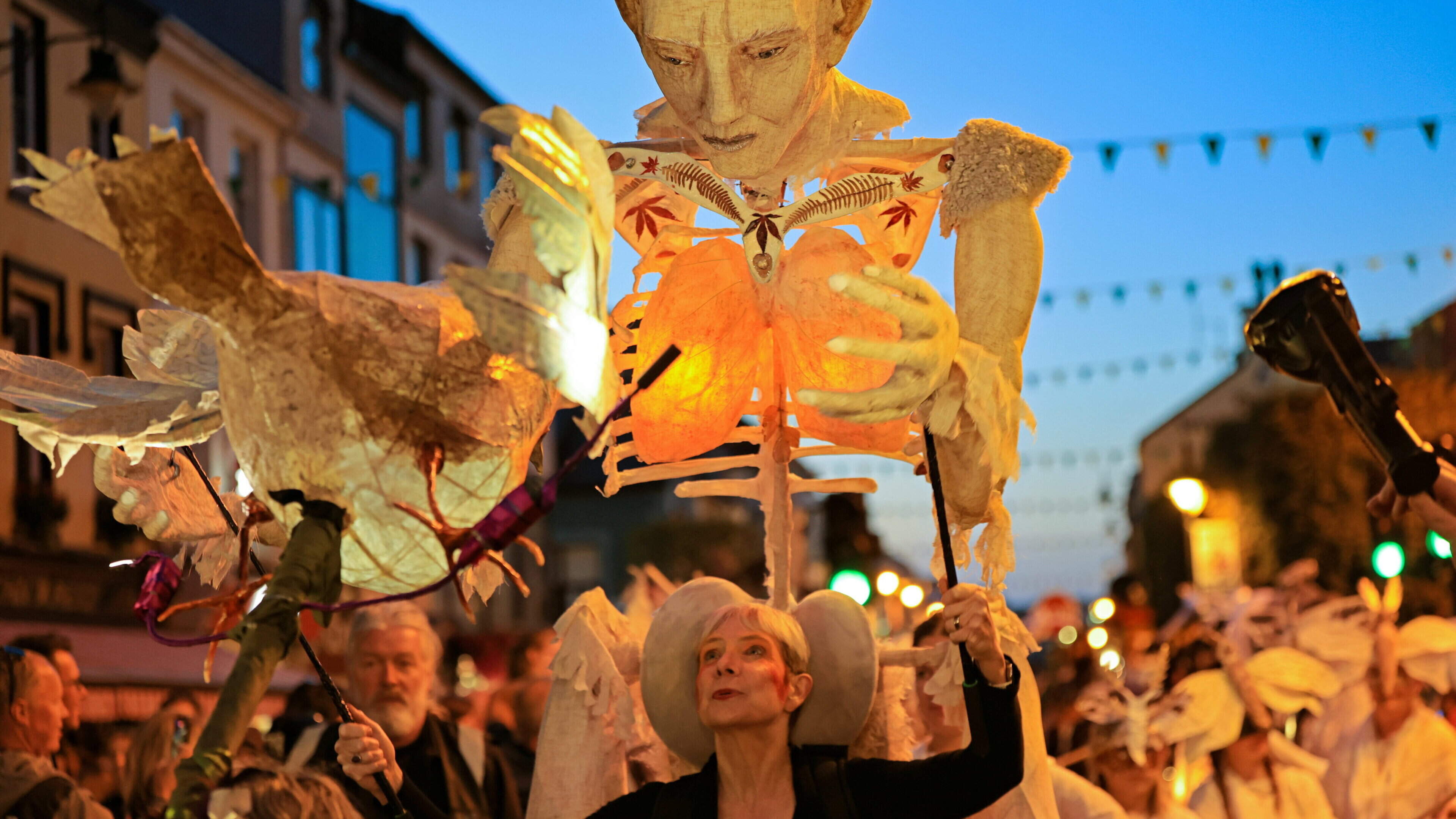 Kerry Town Hosts Theatrical Arts Group Performance